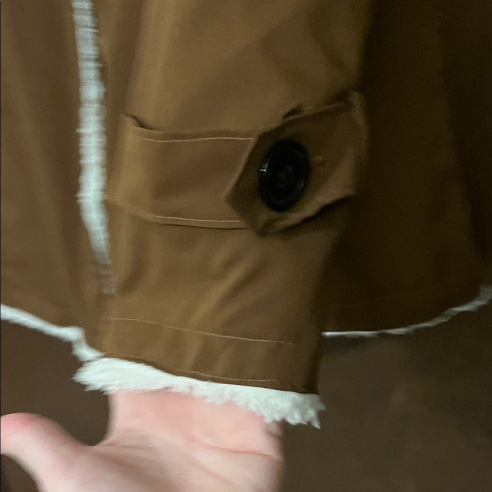 Fadcloset Women's Tan Teddy Jacket with Cream Accents - Picture 4 of 9